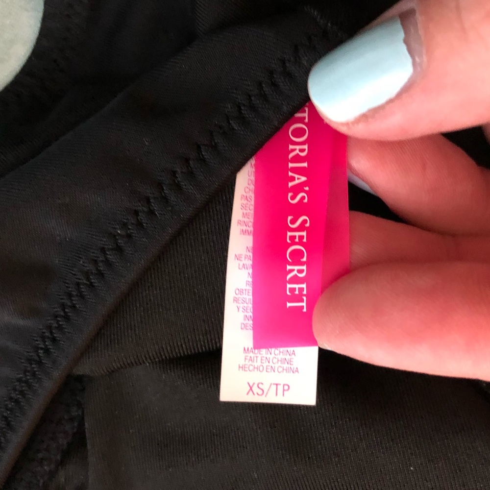 Victoria’s Secret matching bathing suit - Picture 6 of 7